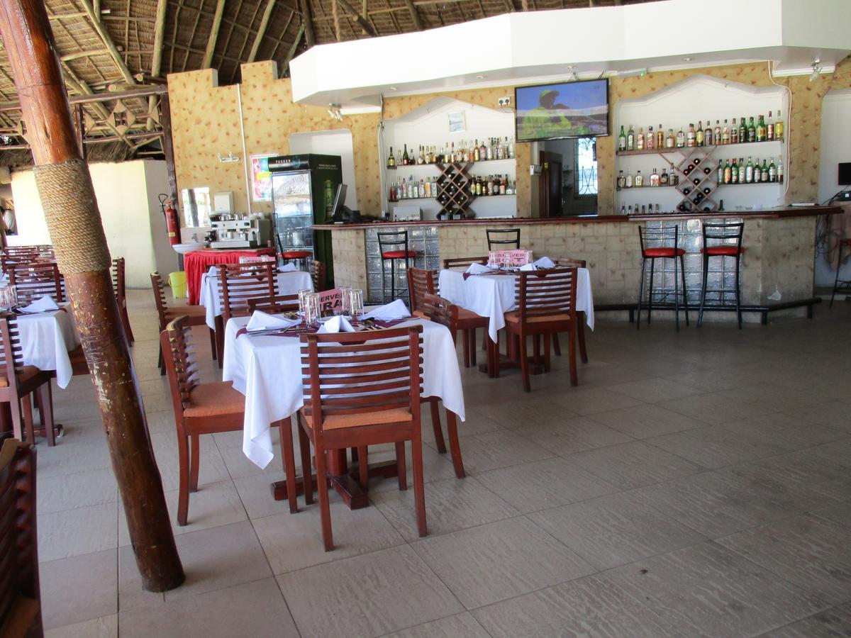 Giraffe Ocean View Hotel Dar es Salaam Exterior photo